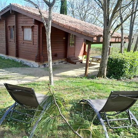 Les Chalets De Grazimis Condom Bagian luar foto