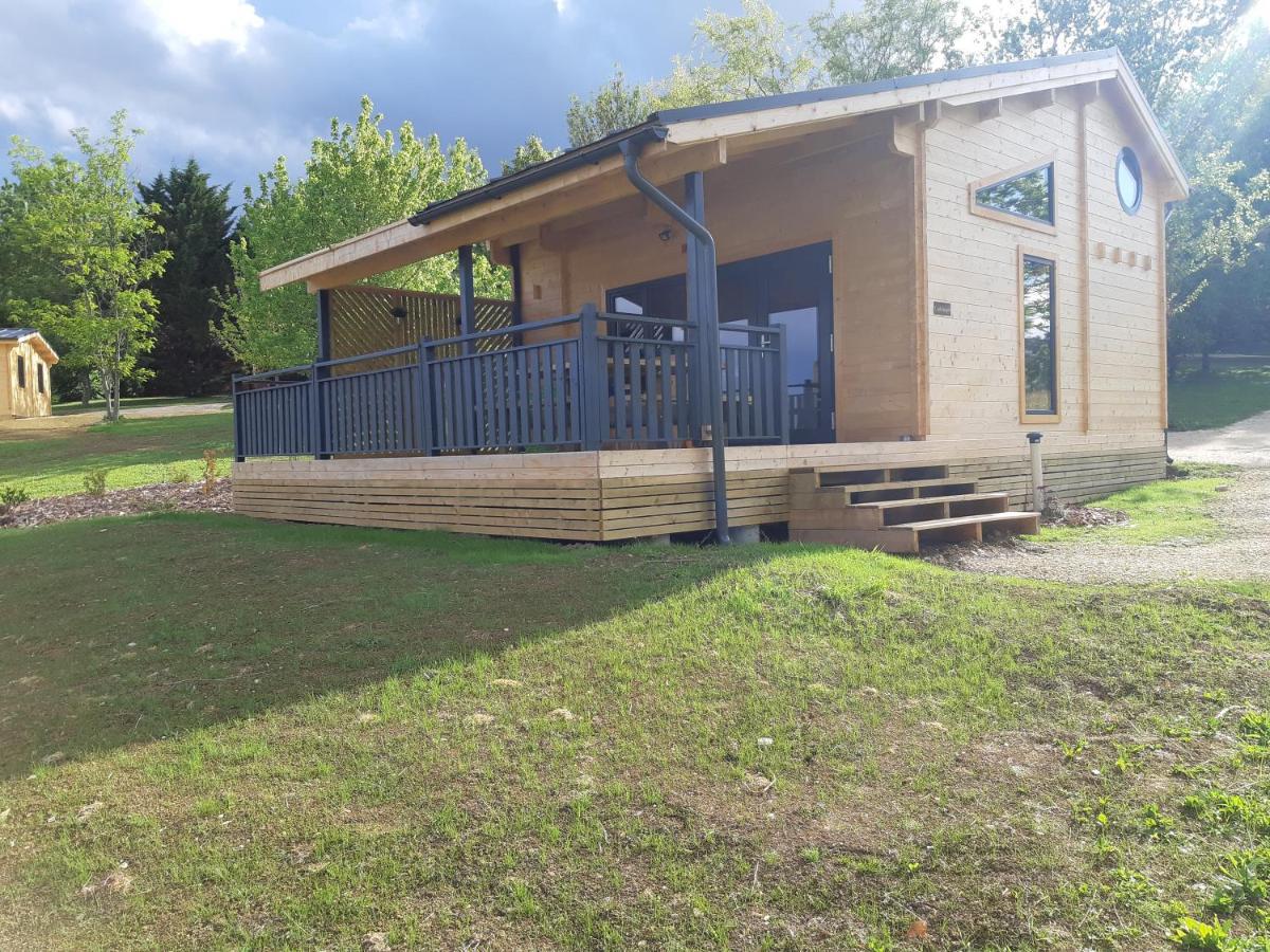 Les Chalets De Grazimis Condom Bagian luar foto