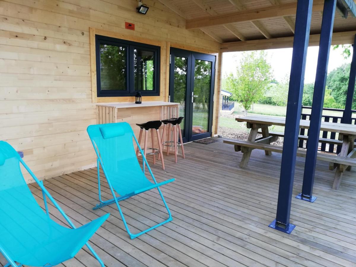 Les Chalets De Grazimis Condom Bagian luar foto
